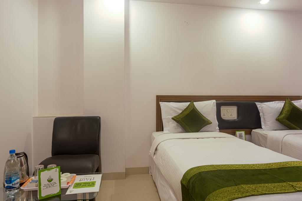 Arihant Hotel 하이데라바드 외부 사진
