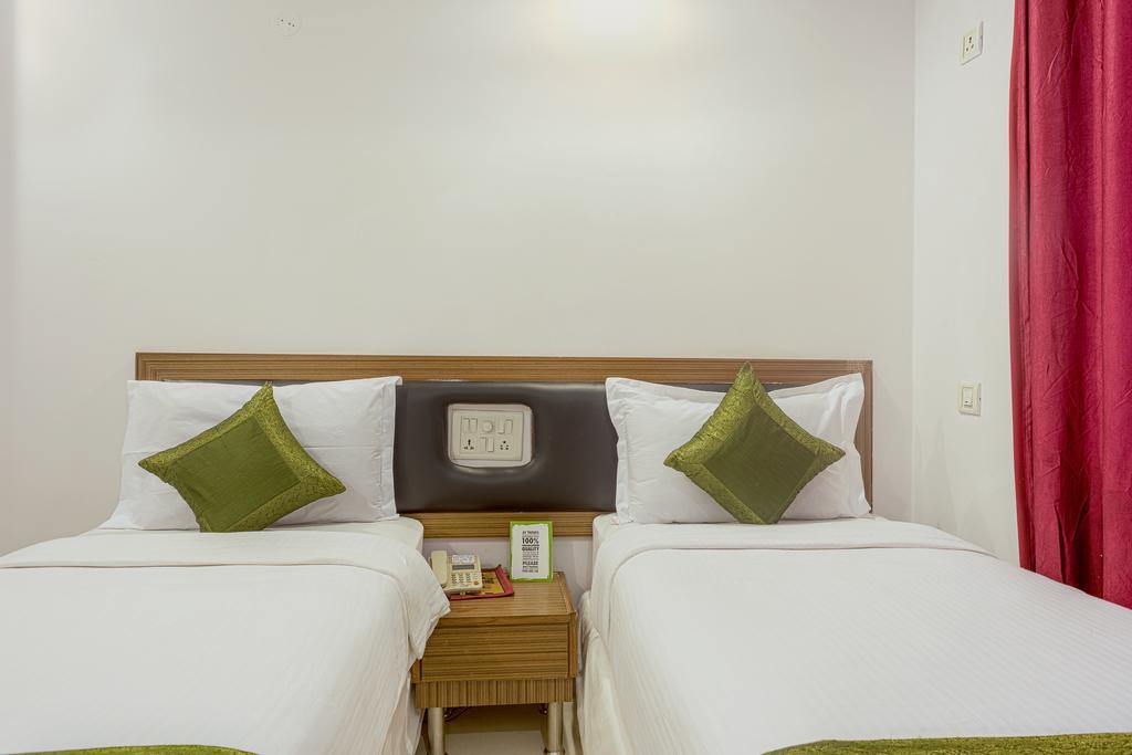 Arihant Hotel 하이데라바드 외부 사진