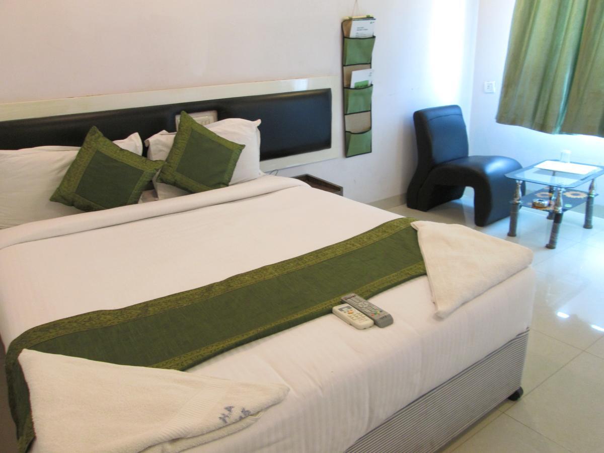 Arihant Hotel 하이데라바드 외부 사진